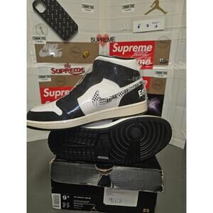 Jordan 1 mid Equality